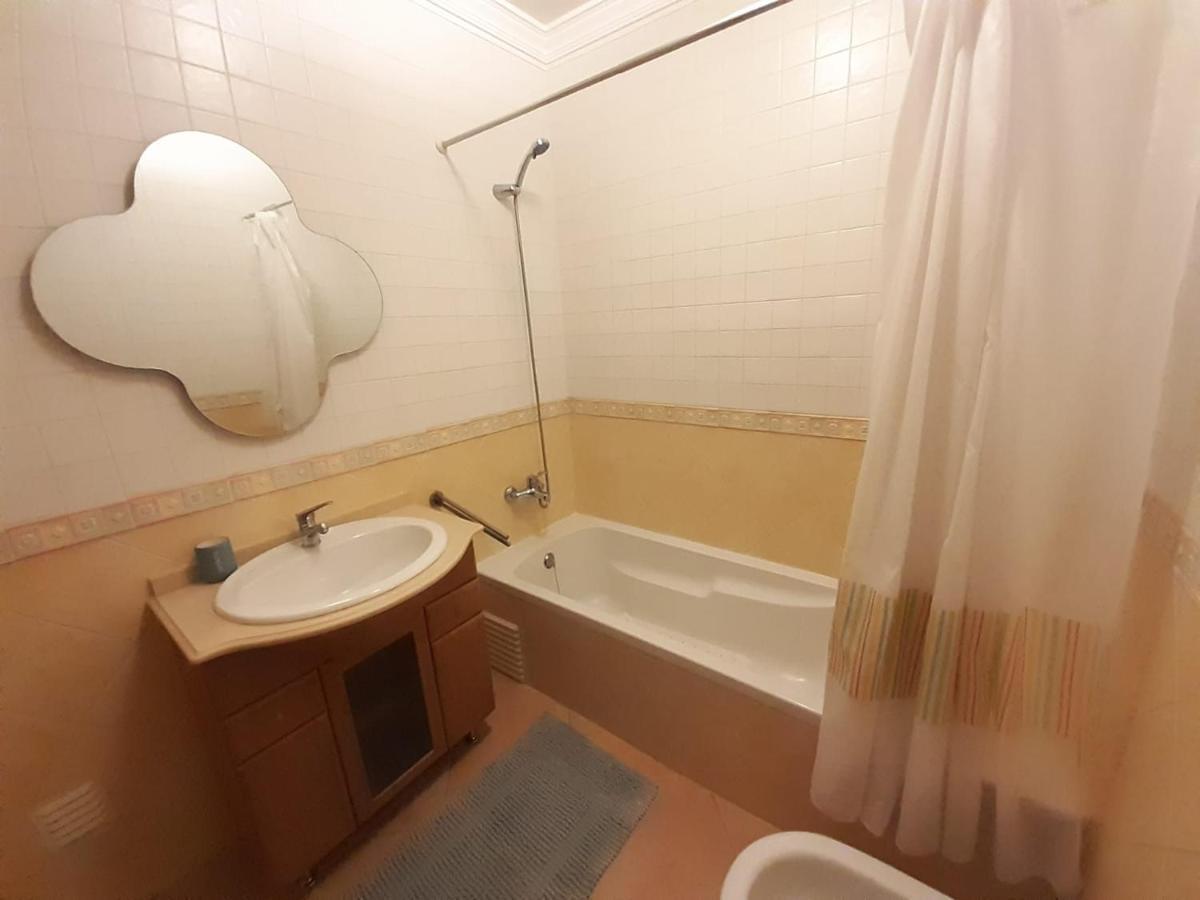 Apartamento Alfarrobeira Mar Quarteira Exteriör bild